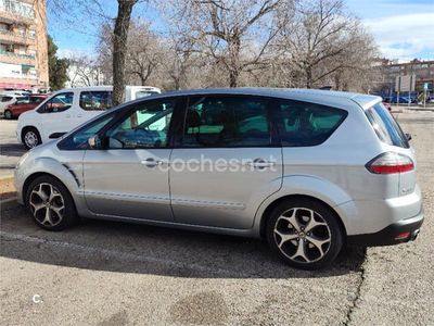 Usado Ford S-MAX Titanium 225 CV (165 kW) 2007 Gris / plata Monovolumen