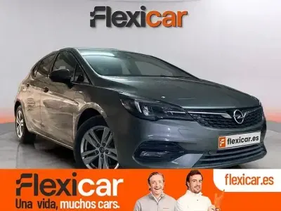 Usado Opel Astra 110 CV (80 kW) 2020 Gris Berlina
