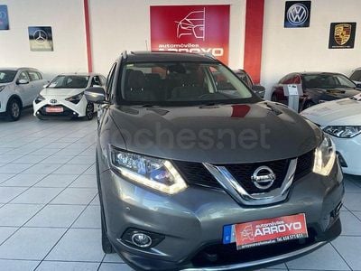 Usado Nissan X-Trail N-Connecta 130 CV (95 kW) 2017 Gris / plata SUV