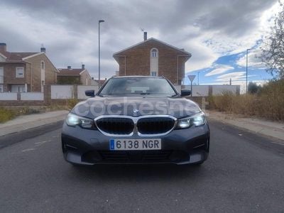 BMW 330e