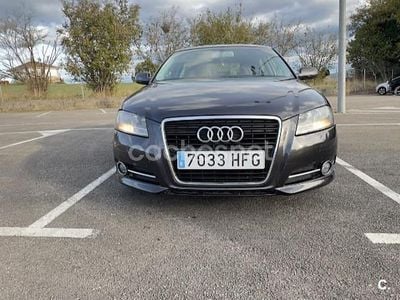 Usado Audi A3 Ambiente 105 CV (77 kW) 2011 Negro Utilitario