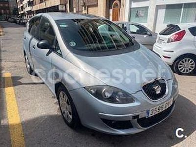 Usado Seat Toledo Stylance 105 CV (77 kW) 2006 Azul Berlina
