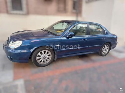Usado Hyundai Sonata GLS 172 CV (126 kW) 2004 Azul Berlina