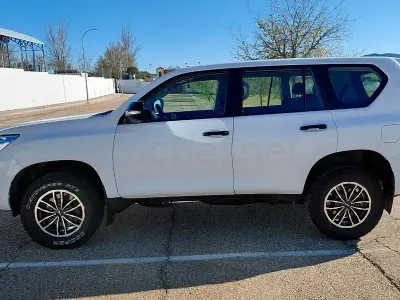 Usado Toyota Land Cruiser 204 CV (150 kW) 2021 Blanco SUV