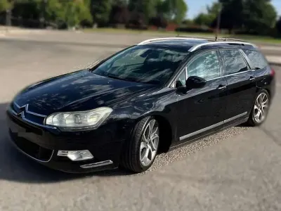 Usado Citroën C5 Exclusive 204 CV (150 kW) 2011 Negro Familiar