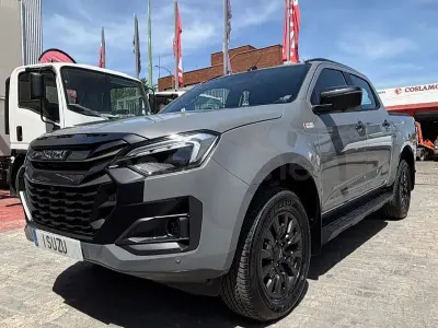 Nuevo Isuzu D-Max 163 CV (119 kW) 2026 Gris / plata Pickup/Camioneta