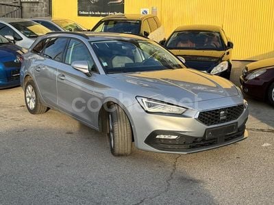 Gris / plata Usado 2022 Seat Leon FR Familiar | 16.900 € (Precio justo)