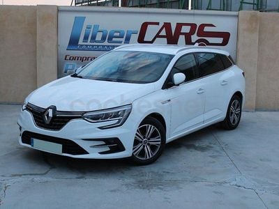 Usado Renault Mégane GrandTour Zen 115 CV (84 kW) 2022 Blanco Familiar