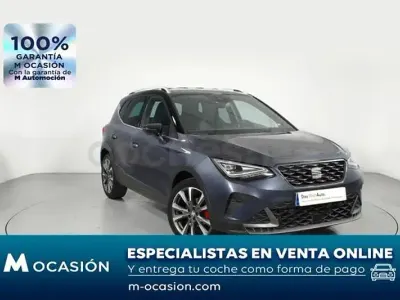 Usado Seat Arona FR 115 HP (84 kW) 2025 Cinzento SUV