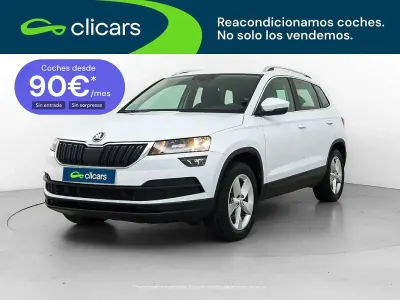Usado Skoda Karoq Ambition 150 CV (110 kW) 2022 Blanco SUV