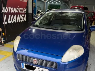 Käytetty Fiat Punto Dynamic 90 HP (66 kW) 2009 Sininen Viistoperä