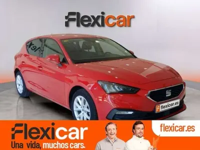 Usado Seat Leon ST Style 131 CV (96 kW) 2020 Rojo Familiar