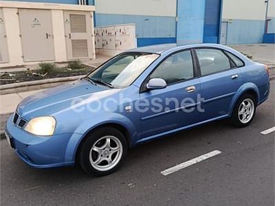 Azul Usado 2003 Chevrolet Nubira SX Berlina | 2000 €
