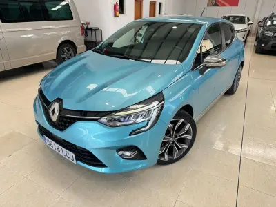 Usado Renault Clio Zen 130 CV (95 kW) 2019 Azul