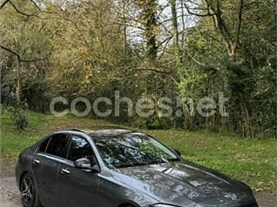 Gris / plata Usado 2023 Mercedes C220 Berlina | 45.000 € (Precio justo)