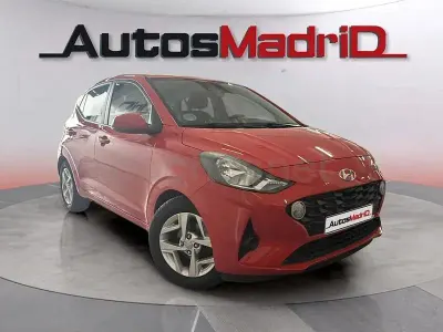Usado Hyundai i10 67 CV (49 kW) 2021 Rojo Utilitario