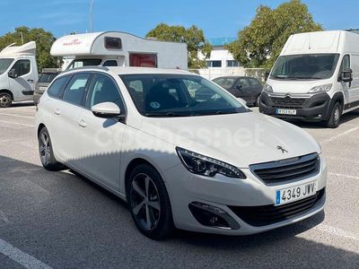 Blanco Usado 2017 Peugeot 308 Allure Familiar | 11.500 € (Un poco caro)