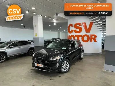 Usado Ford Kuga Titanium 225 CV (165 kW) 2022 Negro SUV