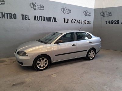 Usado Seat Cordoba Stylance 100 CV (73 kW) 2005 Gris / plata Berlina