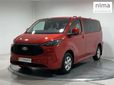 Usado Ford Transit Limited 232 CV (170 kW) 2025 Rojo Familiar