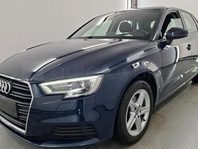 Azul Usado 2020 Audi A3 Business | 22.900 € (Caro)