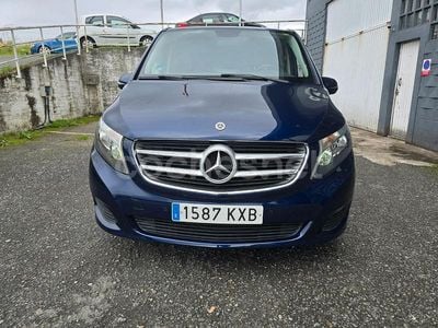 Mercedes V220