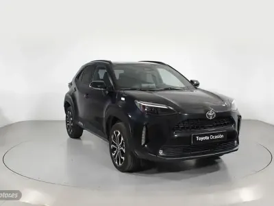Usado Toyota Yaris Cross Active 130 CV (95 kW) 2025 Negro SUV