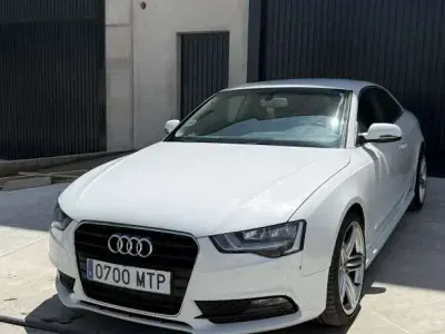 Usado Audi A5 177 CV (130 kW) 2013 Blanco Coupe