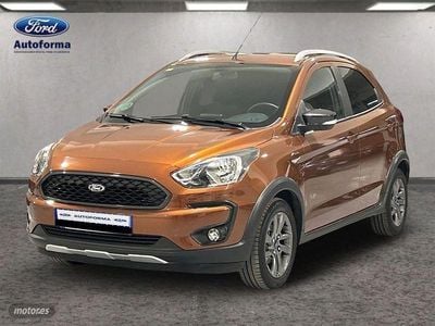 Usado Ford Ka Active 85 CV (62 kW) 2018 Oro Berlina