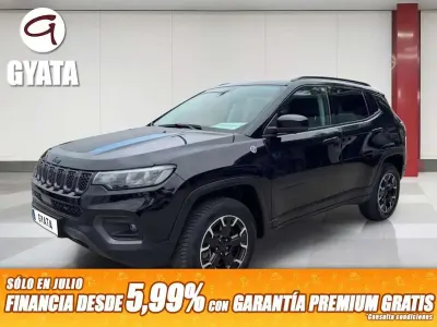 Usado Jeep Compass Trailhawk 241 CV (177 kW) 2022 Negro SUV