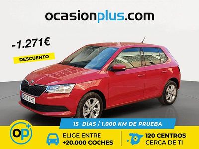 Usado Skoda Fabia Ambition 60 CV (44 kW) 2020 Rojo