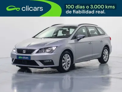 Usado Seat Leon ST Style 116 CV (85 kW) 2019 Plateado Familiar