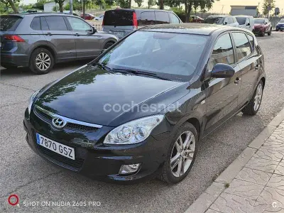 Usado Hyundai i30 Sport 126 CV (92 kW) 2010 Negro Berlina