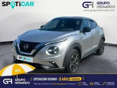 Usado Nissan Juke N-Connecta 114 CV (83 kW) 2024 Gris SUV