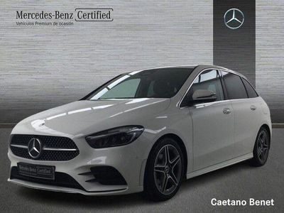 Usado Mercedes B180 AMG line 136 CV (100 kW) 2025 Blanco polar Monovolumen