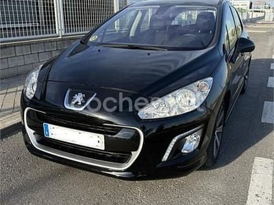 Usado Peugeot 308 Allure 163 HP (119 kW) 2012 Preto Sedan