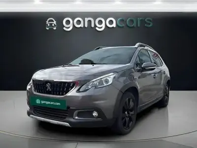 Usado Peugeot 2008 Allure 100 CV (73 kW) 2017 Gris / plata SUV