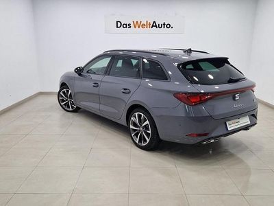 Usado Seat Leon FR 204 CV (150 kW) 2024 Gris Familiar