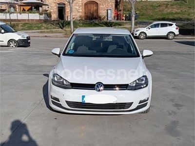 Usado VW Golf VII Advance 122 CV (89 kW) 2014 Blanco Familiar
