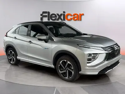 Usado Mitsubishi Eclipse Cross Motion 188 CV (138 kW) 2021 Gris SUV