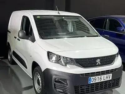 Usado Peugeot Partner S 100 CV (73 kW) 2020 Blanco Monovolumen