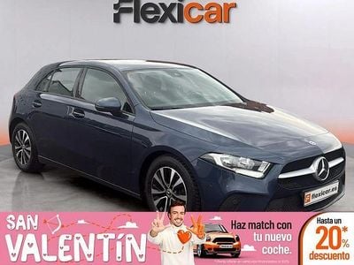 Usado Mercedes A180 116 CV (85 kW) 2022 Azul Berlina