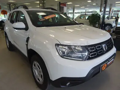 Usado Dacia Duster Comfort 115 CV (84 kW) 2021 Blanco SUV