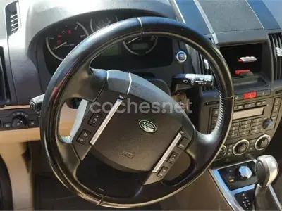 Käytetty Land Rover Freelander 2 S 190 HP (139 kW) 2012 Musta Katumaasturi