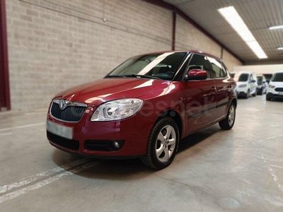 Usado Skoda Fabia Sport 105 CV (77 kW) 2009 Granate Berlina