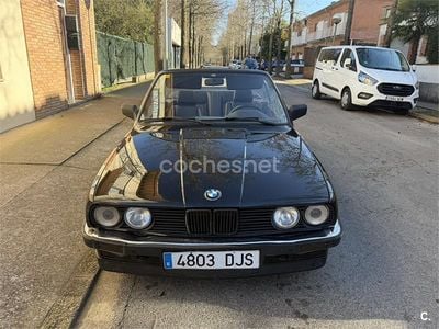 Usado BMW 320 Cabriolet 129 CV (94 kW) 1988 Negro Descapotable