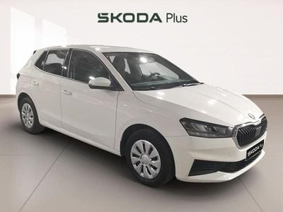 Usado Skoda Fabia Active 80 CV (58 kW) 2022 Blanco Utilitario