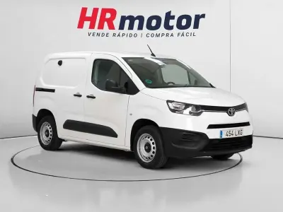 Usado Toyota Proace City City 102 CV (75 kW) 2022 Blanco Monovolumen