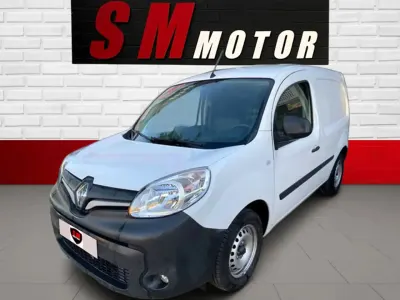 Usado Renault Kangoo 95 CV (69 kW) 2021 Blanco Monovolumen