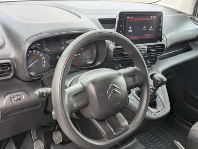 Usado Citroën Berlingo 102 CV (75 kW) 2022 Blanco Monovolumen
